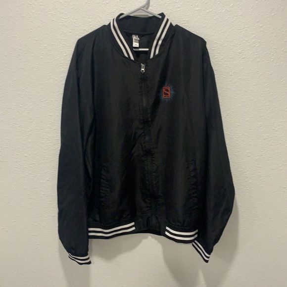 Independent Trading Company Other - Black Zip Up Sweater XXL